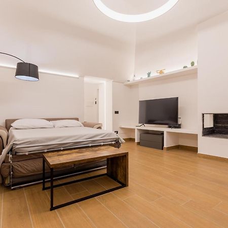Exclusive Parking Flat X 4 Near Metro 1 Salvator Rosa Apartment เนเปิลส์ ภายนอก รูปภาพ
