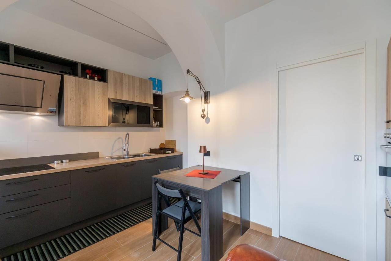 Exclusive Parking Flat X 4 Near Metro 1 Salvator Rosa Apartment เนเปิลส์ ภายนอก รูปภาพ