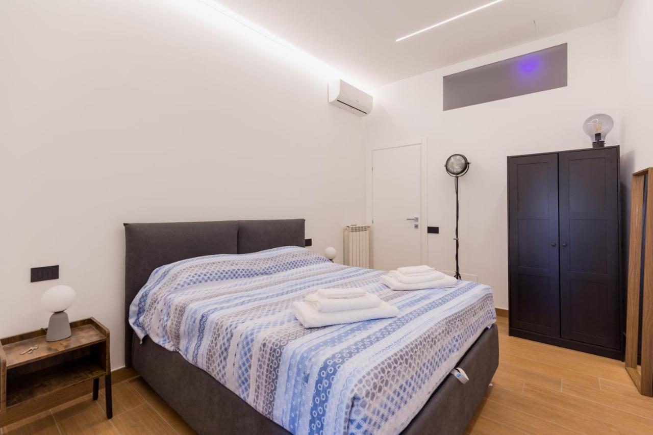 Exclusive Parking Flat X 4 Near Metro 1 Salvator Rosa Apartment เนเปิลส์ ภายนอก รูปภาพ