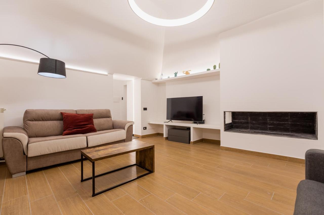 Exclusive Parking Flat X 4 Near Metro 1 Salvator Rosa Apartment เนเปิลส์ ภายนอก รูปภาพ