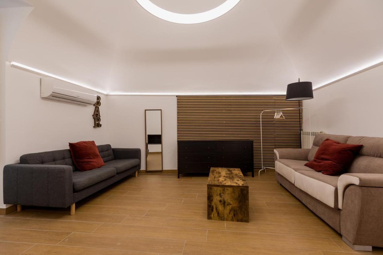 Exclusive Parking Flat X 4 Near Metro 1 Salvator Rosa Apartment เนเปิลส์ ภายนอก รูปภาพ