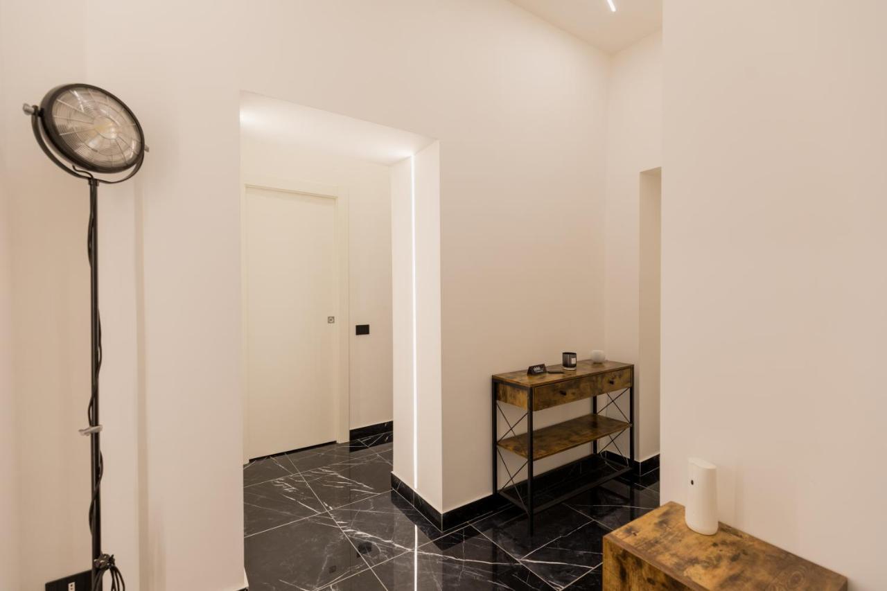 Exclusive Parking Flat X 4 Near Metro 1 Salvator Rosa Apartment เนเปิลส์ ภายนอก รูปภาพ